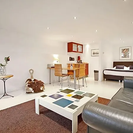 Guest house Romantic Jordaan Canalsuite Near Anne Frank House Amsterdam