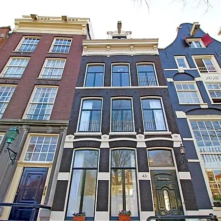 Guest house Romantic Jordaan Canalsuite Near Anne Frank House Amsterdam