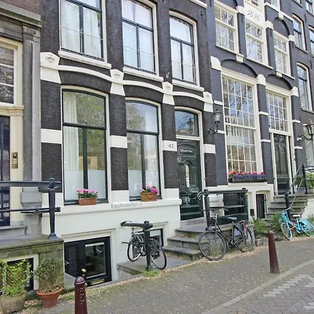 ゲストハウス Romantic Jordaan Canalsuite Near Anne Frank House 3*